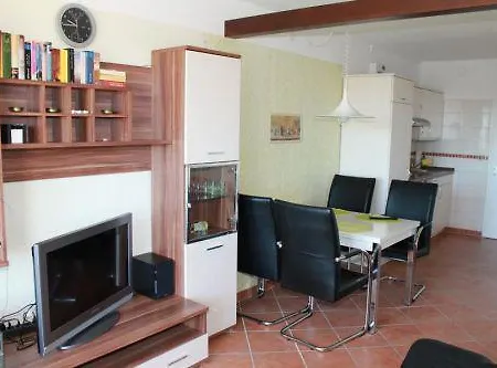 Ferienwohnung-e528 Apartment