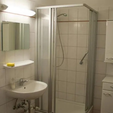 Apartment Ferienwohnung-e528 *